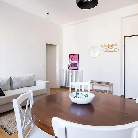 Grazioso A Due Passi Da Piazza Maggiore Apartament