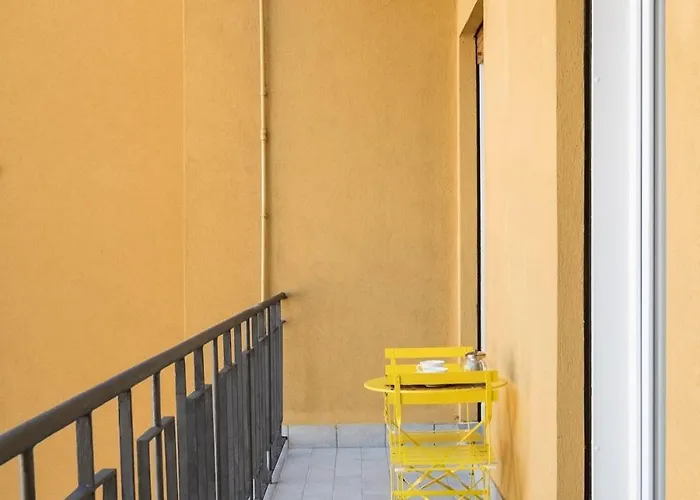 Grazioso A Due Passi Da Piazza Maggiore شقة